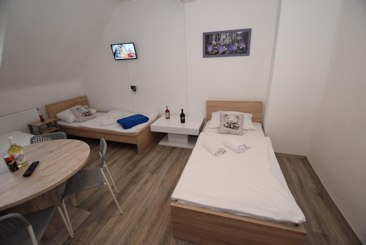 Monteurzimmer Kirchheim-Teck Kirchheim unter Teck Exteriör bild