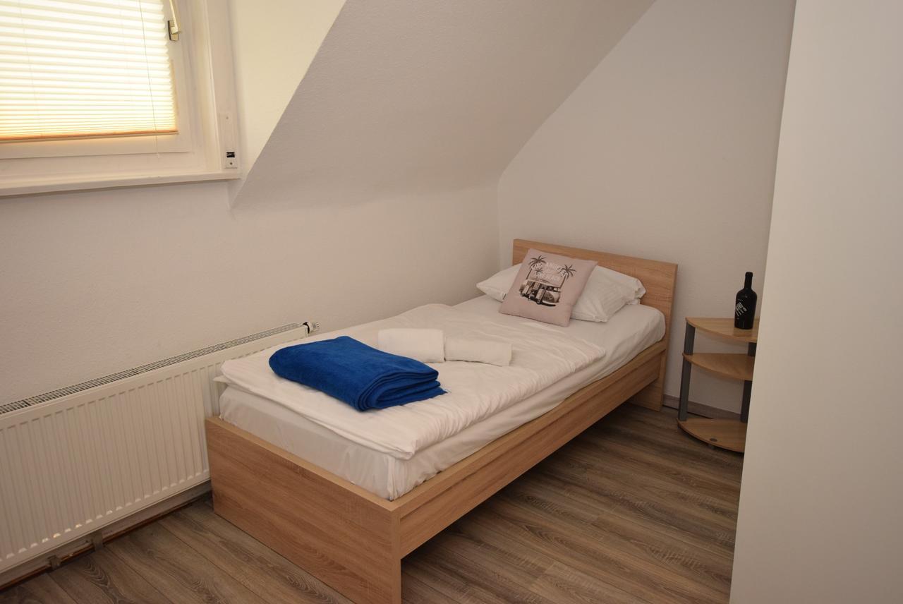 Monteurzimmer Kirchheim-Teck Kirchheim unter Teck Exteriör bild
