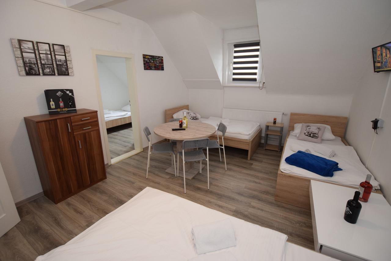 Monteurzimmer Kirchheim-Teck Kirchheim unter Teck Exteriör bild